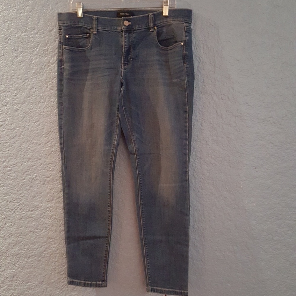 White House Black Market Jeans